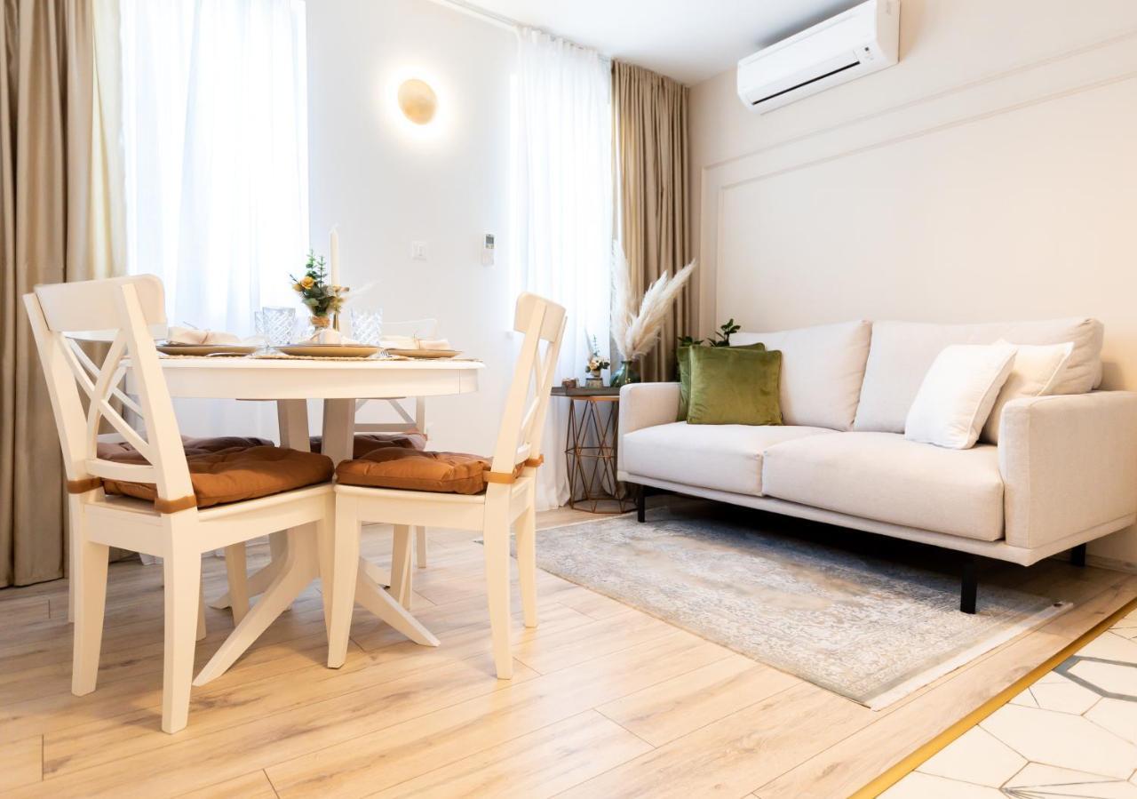 Apartments Mediteraneo Vrsar Eksteriør bilde